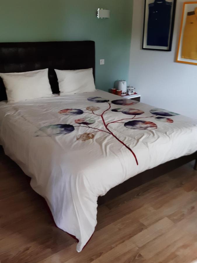 La Ferme De Capucine Bed and Breakfast Culhat Εξωτερικό φωτογραφία